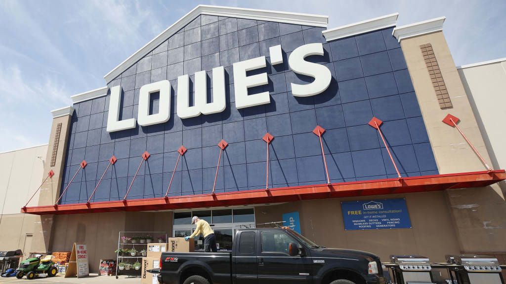 A Lowe&amp;#039;s store.