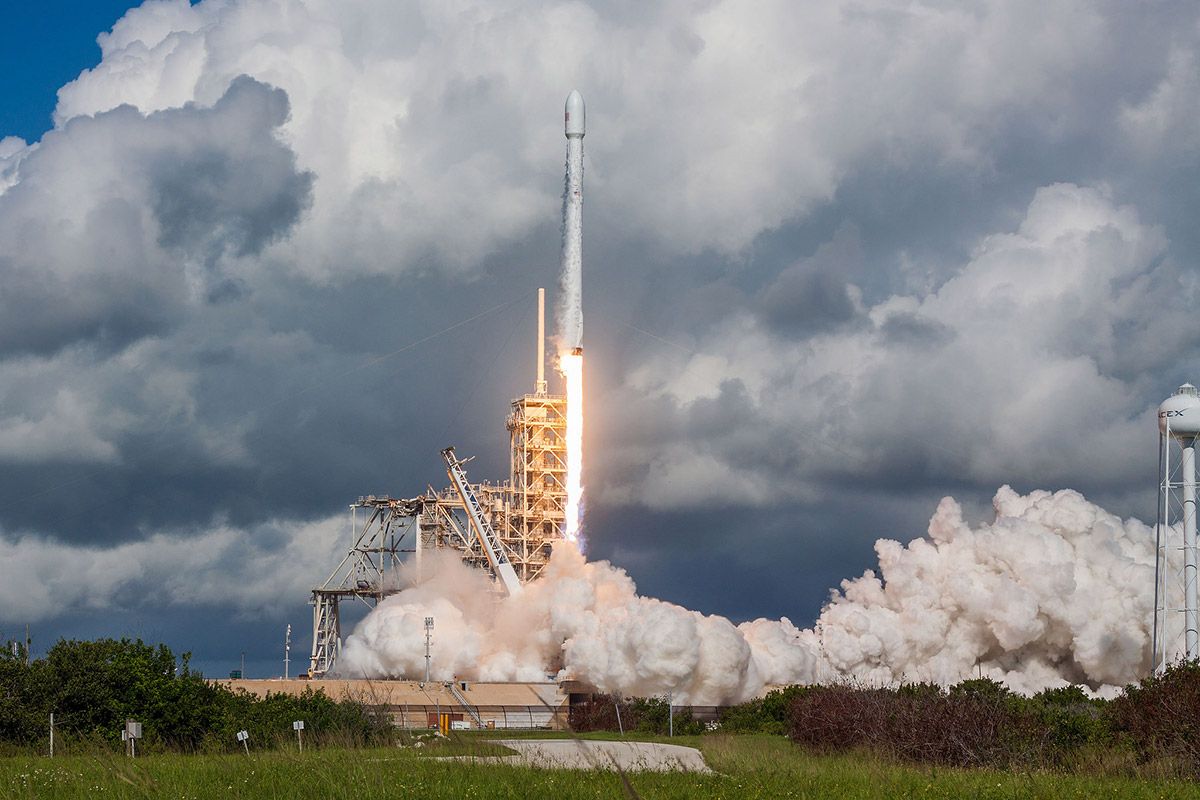 In Photos: SpaceX Launches X-37B Space Plane, Lands Another Falcon 9 ...