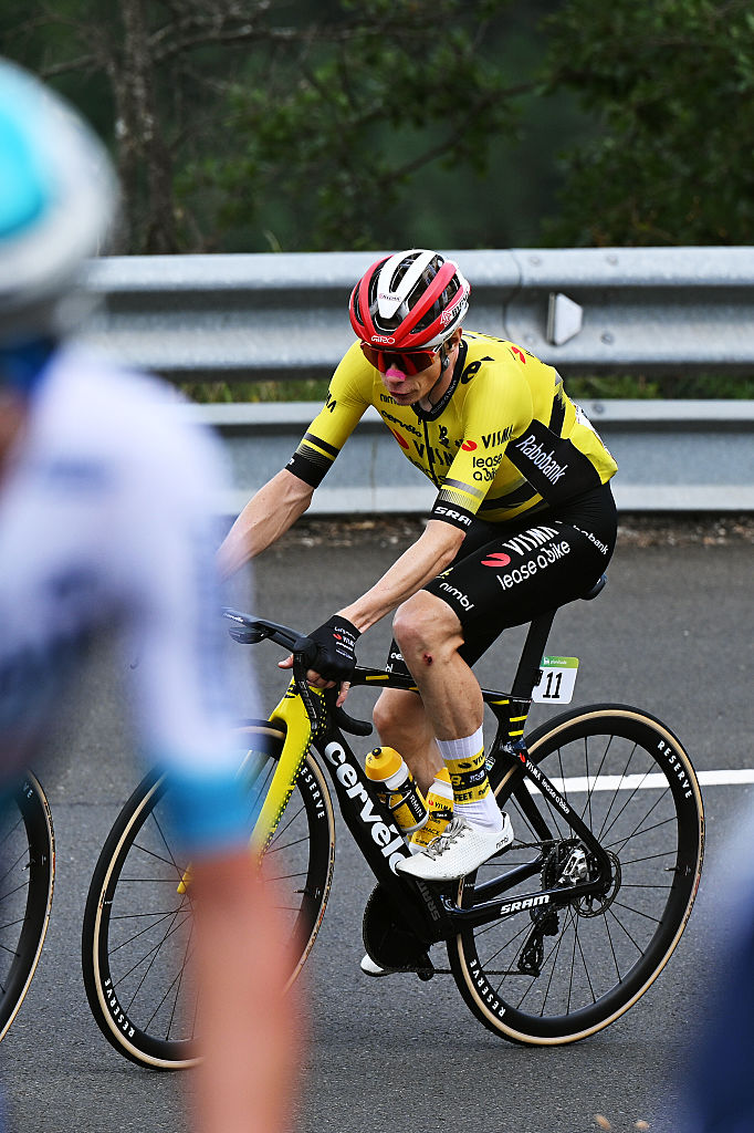 CERLER. HUESCA LA MAGIA, SPAIN - AUGUST 29: Jonas Vingegaard of Denmark and Team Visma | Lease a Bike competes during the La Vuelta - 80th Tour of Spain 2025, Stage 7 a 188km stage from Andorra la Vella to Cerler. Huesca La Magia 1910m / #UCIWT / on August 29, 2025 in Cerler. Huesca La Magia, Spain. (Photo by Dario Belingheri/Getty Images)
