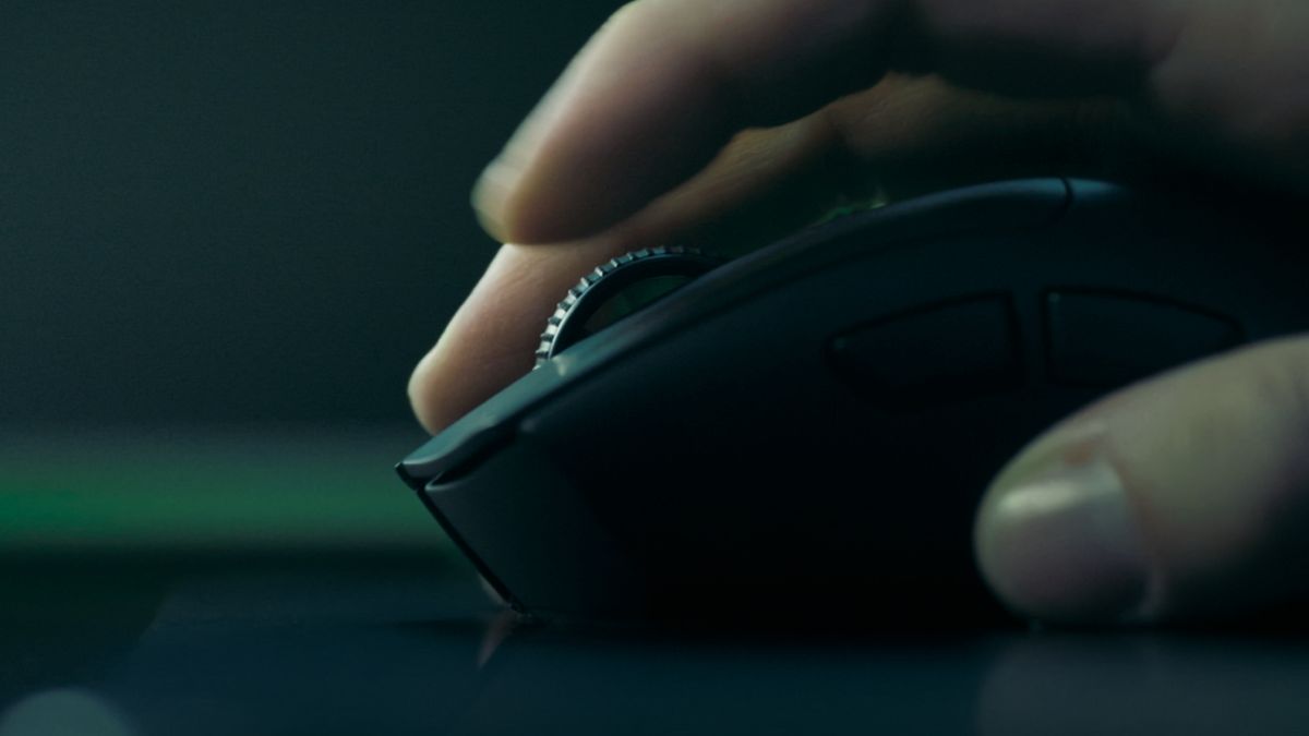 Image of the Razer DeathAdder V4 Pro wireless gaming mouse.