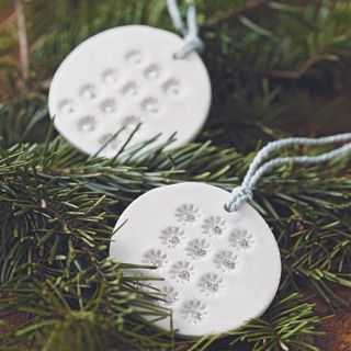 Air dry clay tree decoration with glitter.