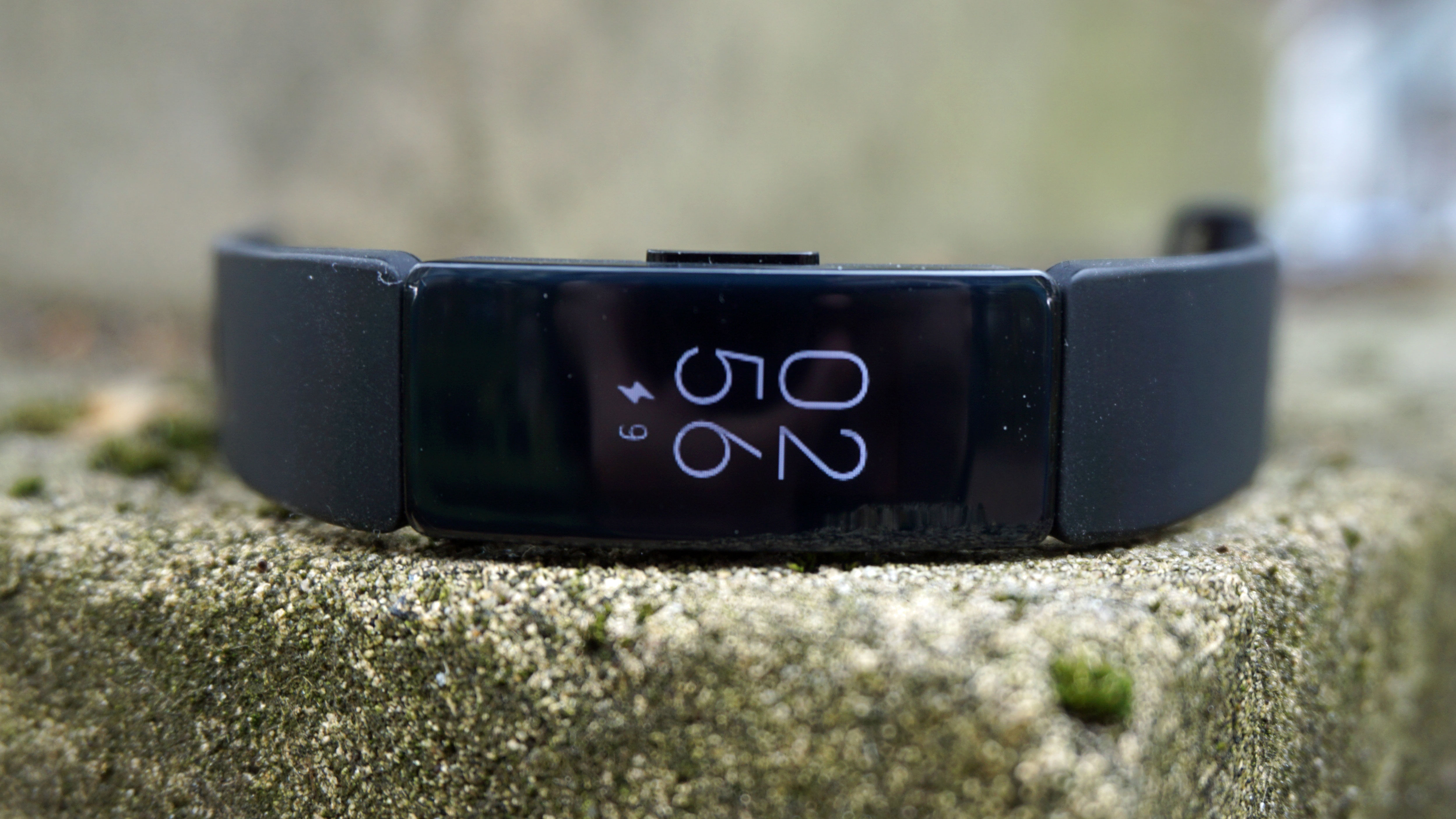 thumbnail image 2 of Fitbit Inspire HR Activity Tracker – Heart Rate Monitor, Fitness Tracker, Black (US Version) 2 of 4