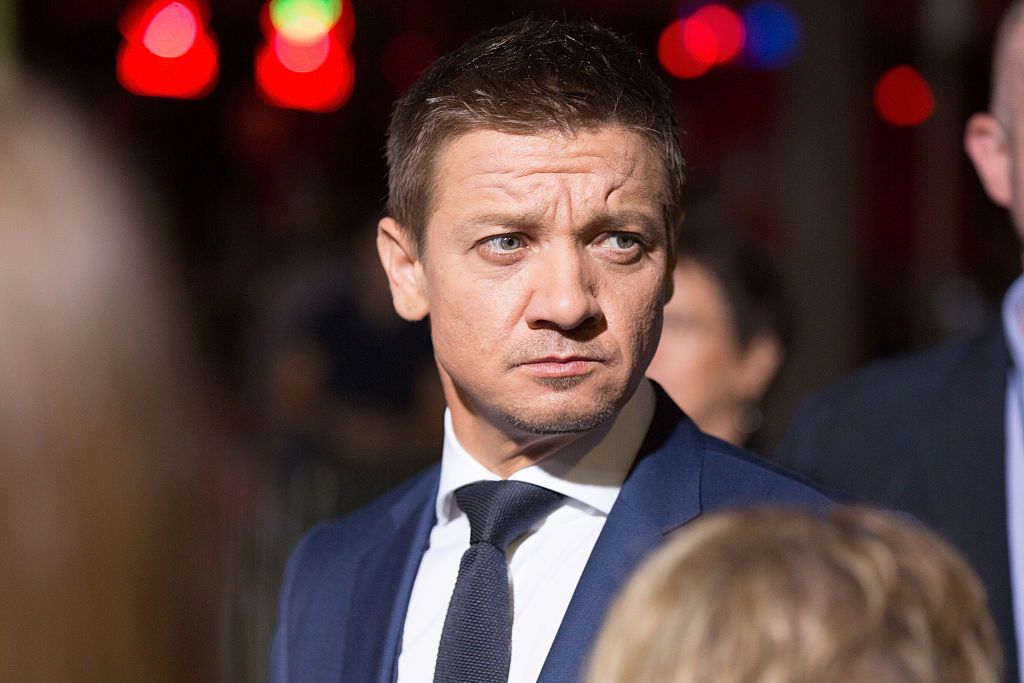 Jeremy Renner.