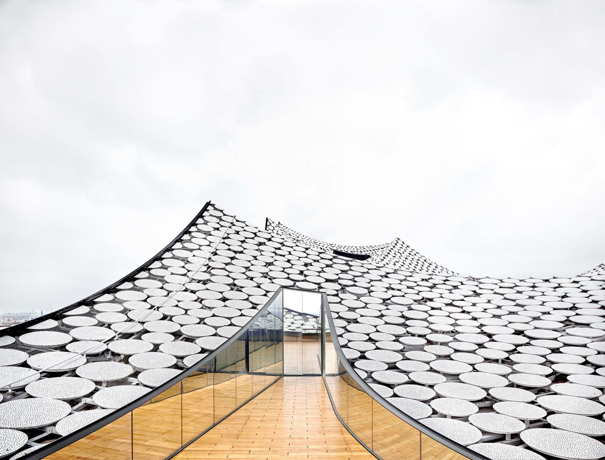 Candida Höfer, Elbphilharmo<em></em>nie Hamburg Herzog & de Meuron Hamburg IV 2016