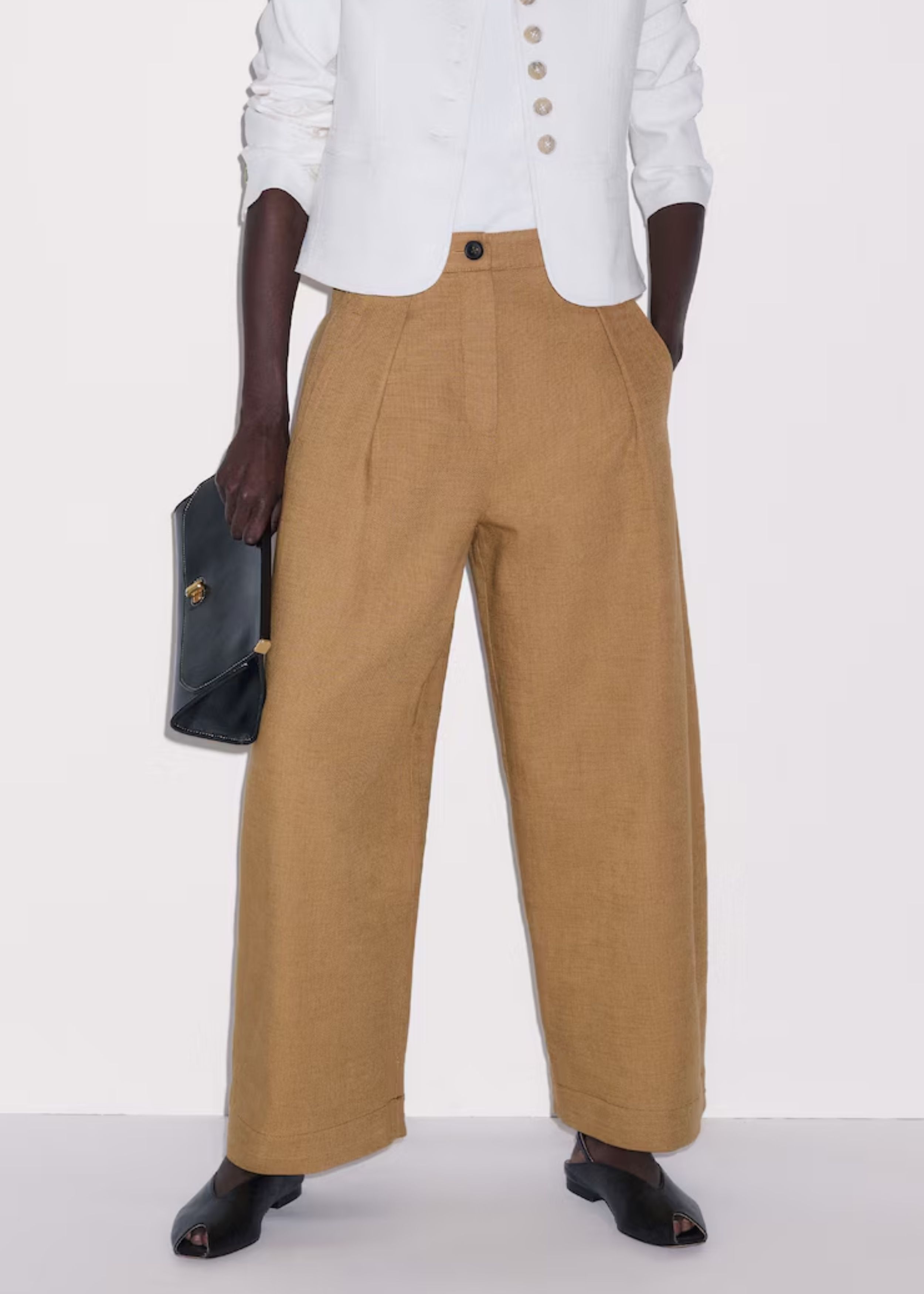 ME+EM pleat barrel trouser on model