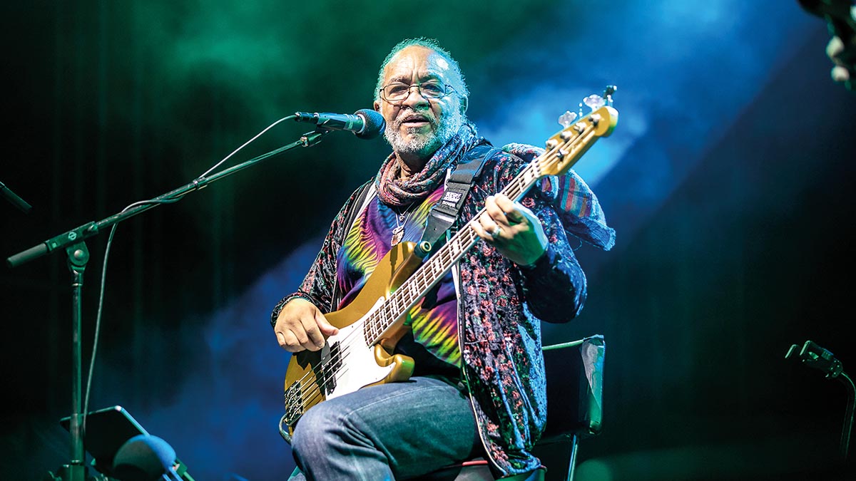 4. Live Wire (bass and guitar) - The Meters (George Porter Jr. and