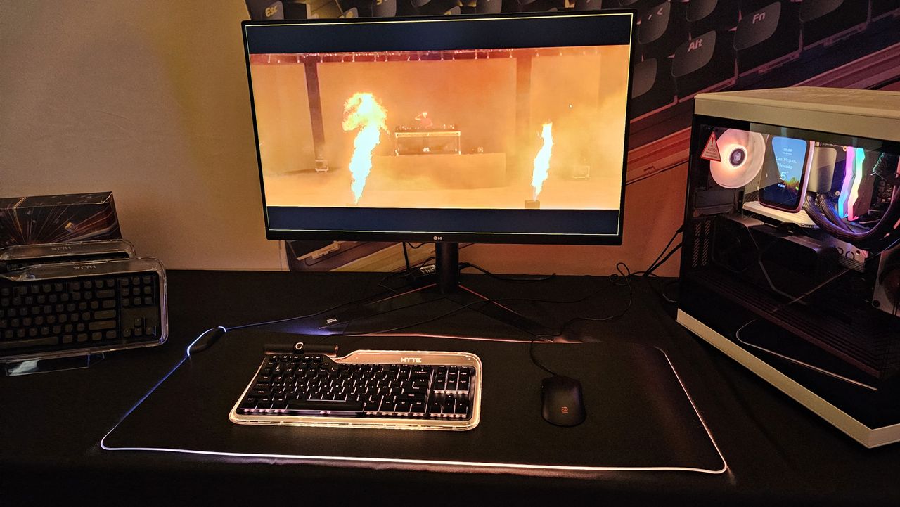 Photos taken of one of Hyte's CES 2024 Nexus Link PC setups.