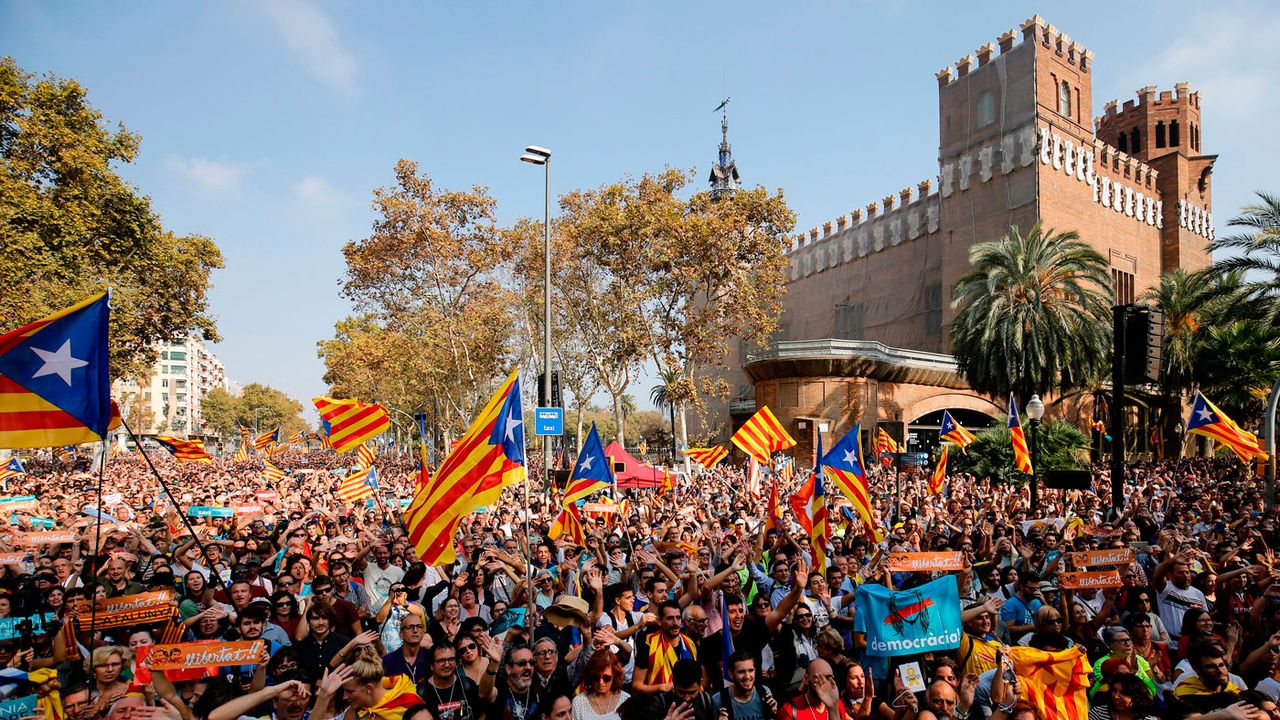 171027-catalonia-independence.jpg