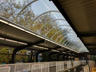 Google Pixel XL daylight sample