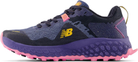 New Balance sale:deals from $16 @ Amazon
The New Balance Store at Amazon is taking up to 50% off a small selection of New Balance gear. The sale includes t-shirts, sweatpants, running shoes, and running apparel. After discount, prices start at $16.&nbsp;Note that New Balance has a larger sale with up to 30% off. 
Price check: 30% off @ New Balance