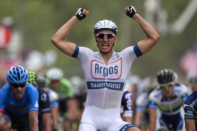 Marcel Kittel (Argos-Shimano) wins stage 1 of the Tour de France.