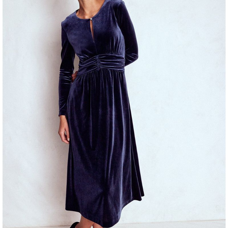 Boden, Tilda Velvet Midi Dress in Navy 