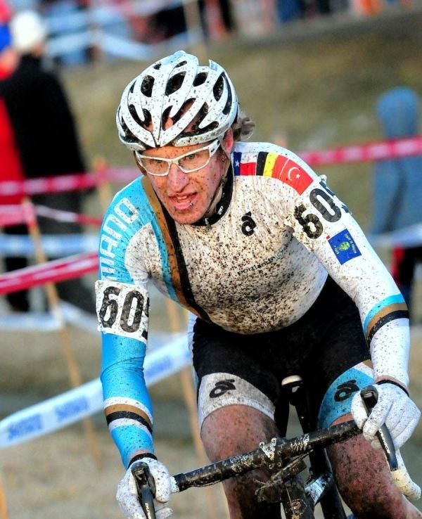 Molly Cameron (Portland Bicycle Studio) with one lap to go