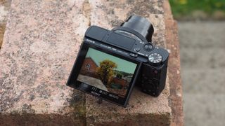 Sony Cybershot RX100 Mark VII Reviews, Pros and Cons