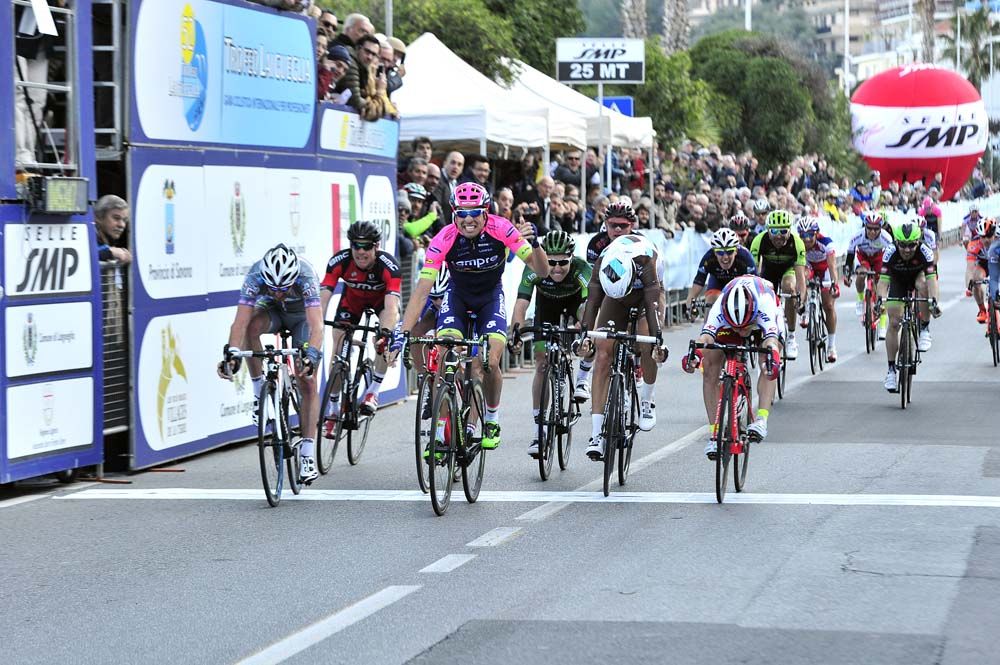 Davide Cimolai wins the 2015 Trofeo Laigueglia