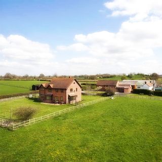 Perryfield Farms, Inkberrow, Worcester, Worcestershire