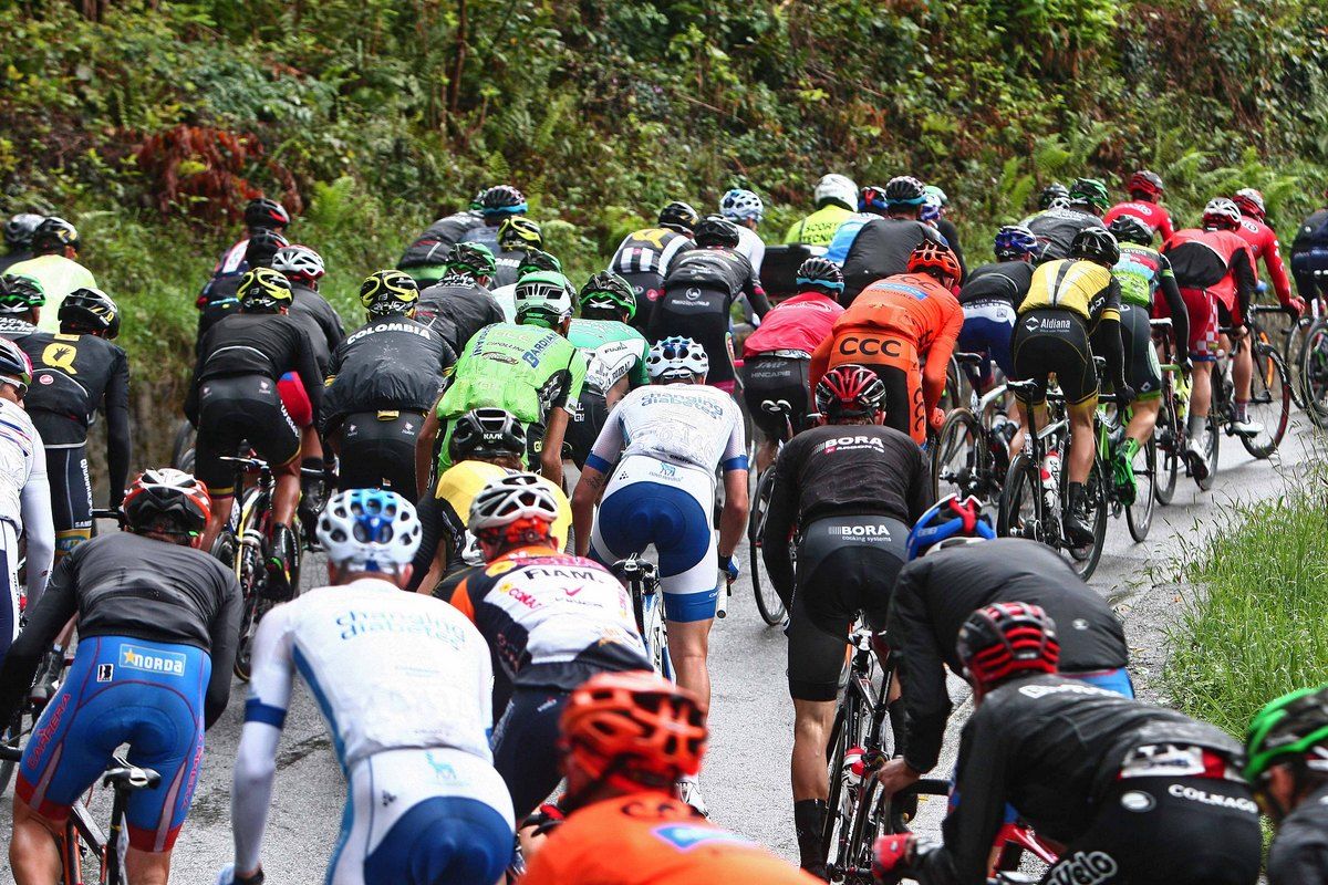 The peloton climbing