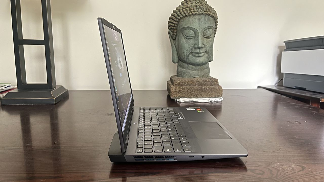 Lenovo LOQ 15