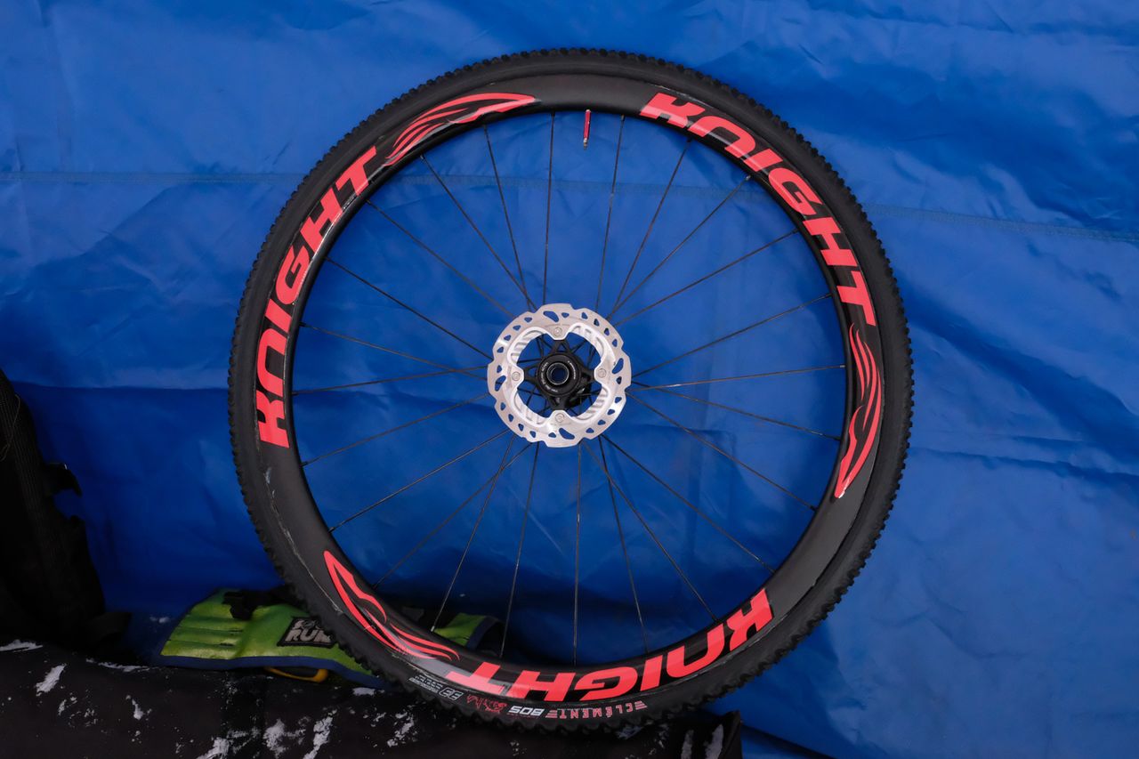 Compton uses Knight Composites carbon wheels and chose Shimano RT-99 rotors for the icy conditions