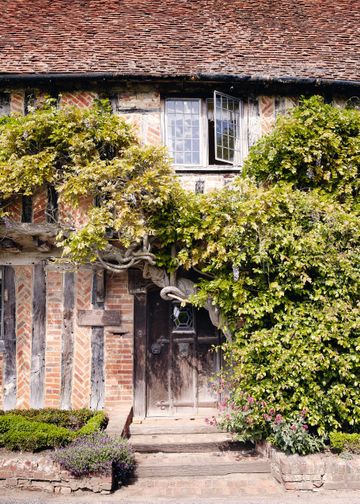 Tudor home guide: how to maintain a medieval or Tudor house | Real Homes