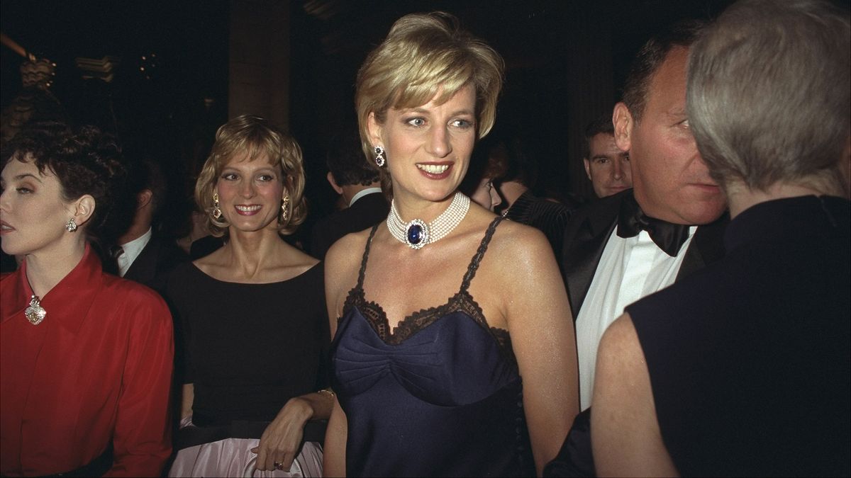 La princesse Diana a failli ne pas porter cette robe emblématique pour la plus douce des raisons