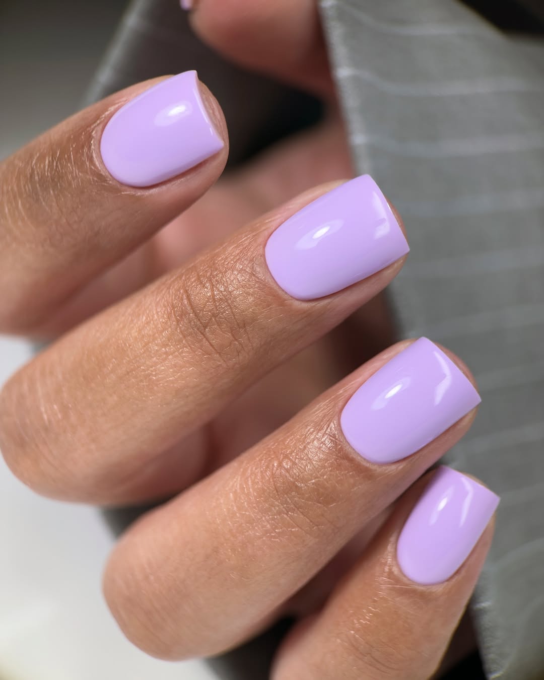 lilac purple manicure