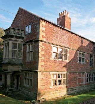 bentley hall derbyshire