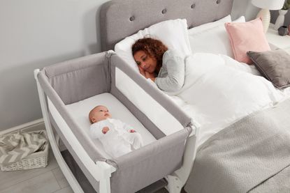 Shnuggle Air Bedside Crib