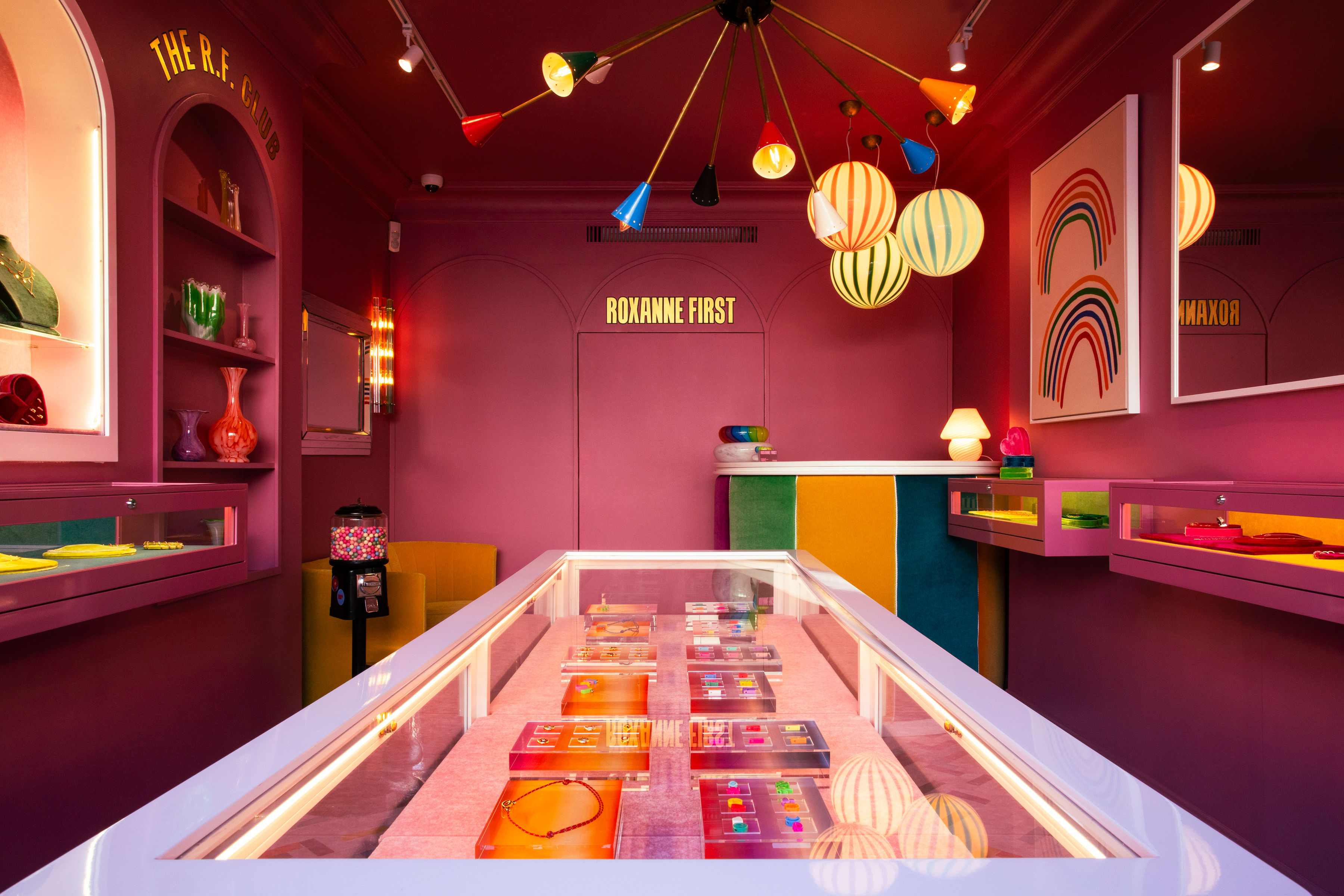 inside roxanne first&#039;s walton street store