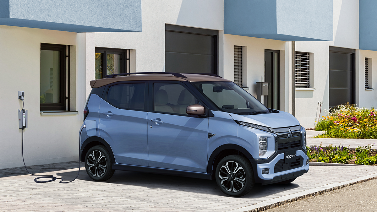 Mitsubishi Unveils Ev Twin To Nissans Sakura Its Mitsubishi Ek X Ev Techradar 5453