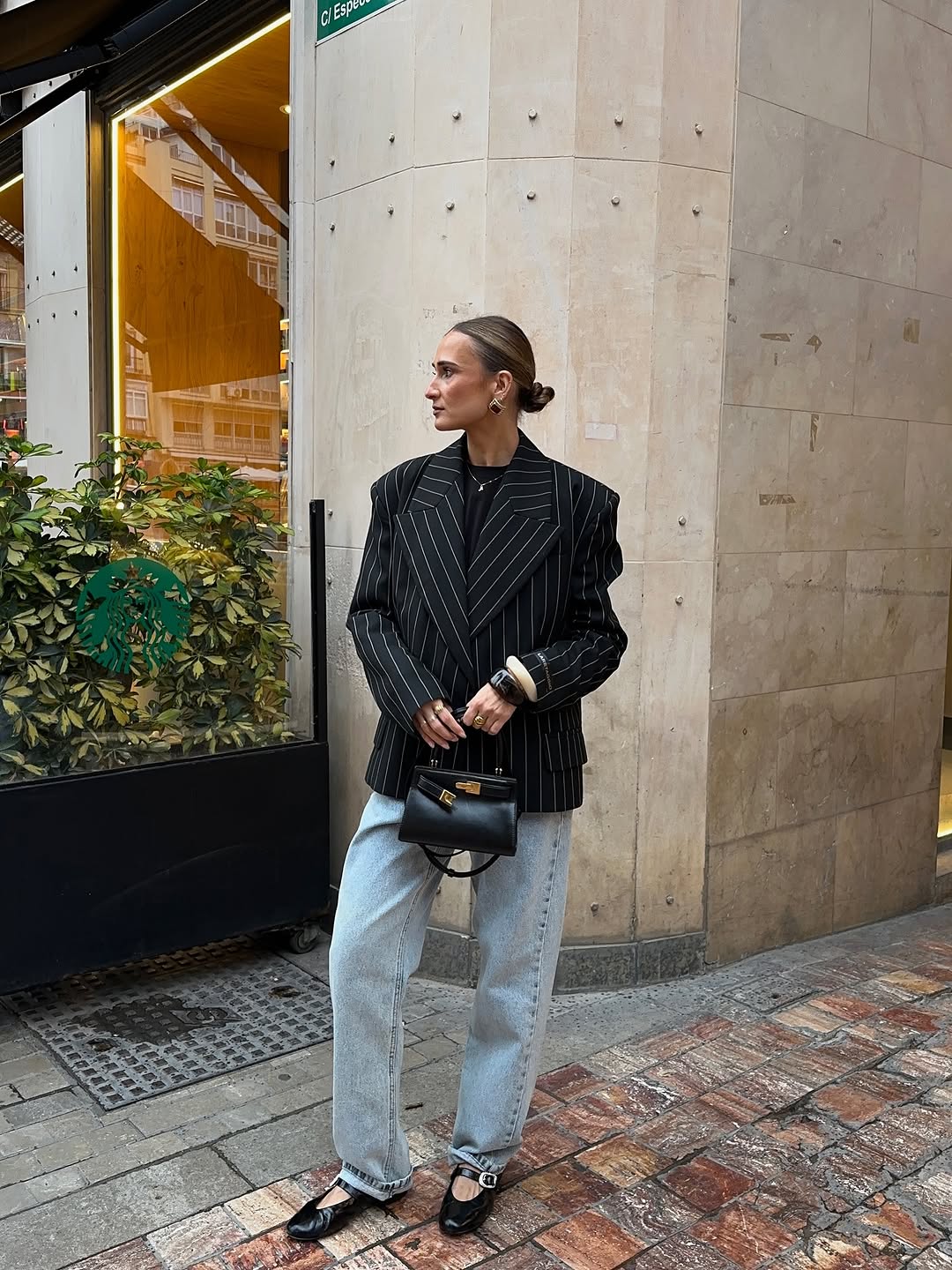 woman wearing winter ballet flat outfit 2025