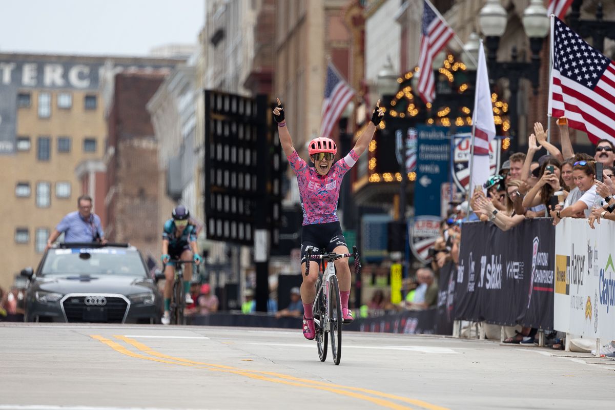 Emma Langley (EF Education Tibco SVB) opened up a small gap coming into the final 400 meters and held it to the line.