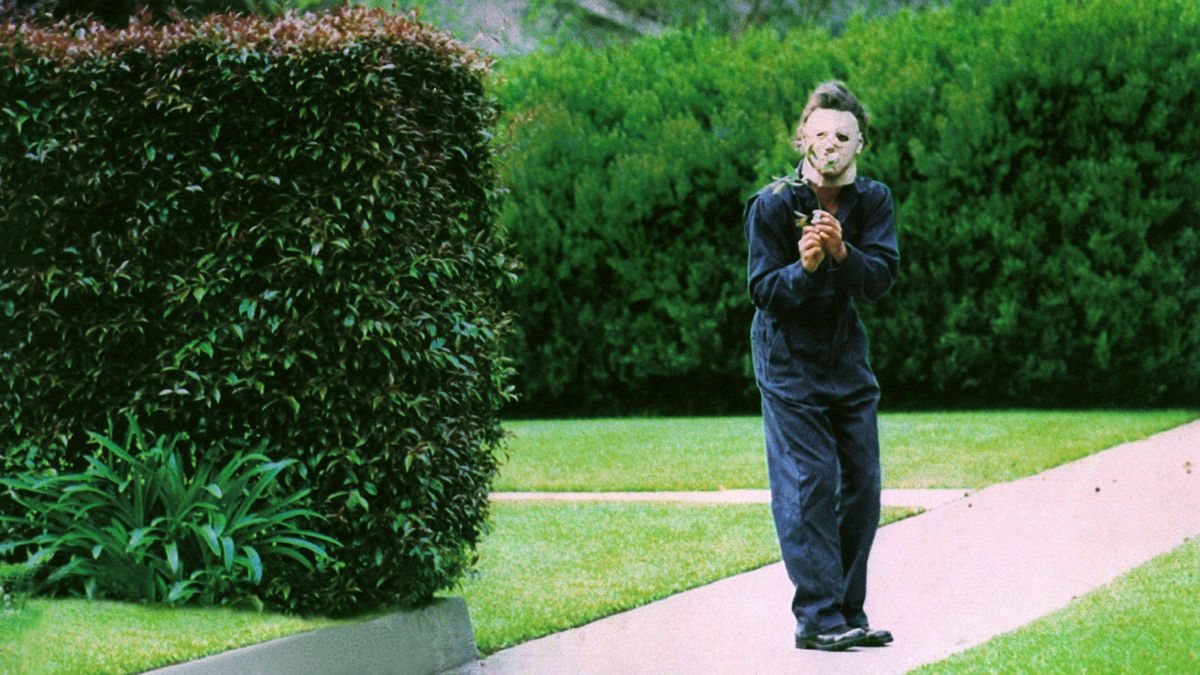 Nick Castle as Michael Myers / The Shape in Halloween (1978), one of the best horror movies that are 95% and up on Rotten Tomatoes