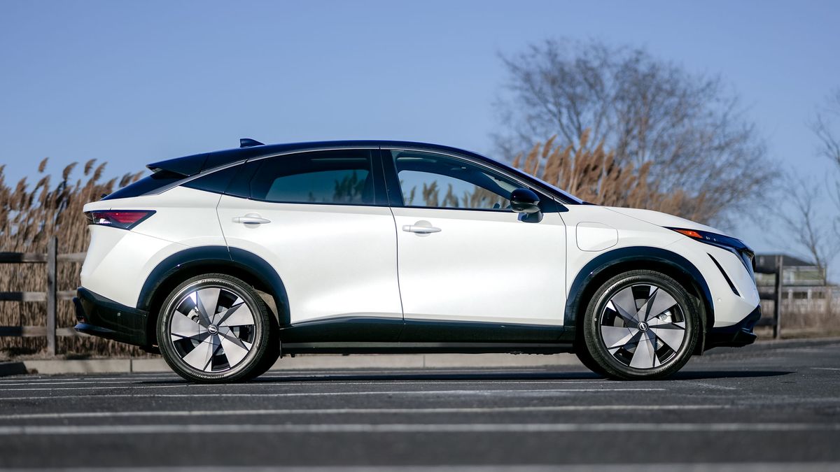 2025 Nissan Ariya Platinum+ AWD review.