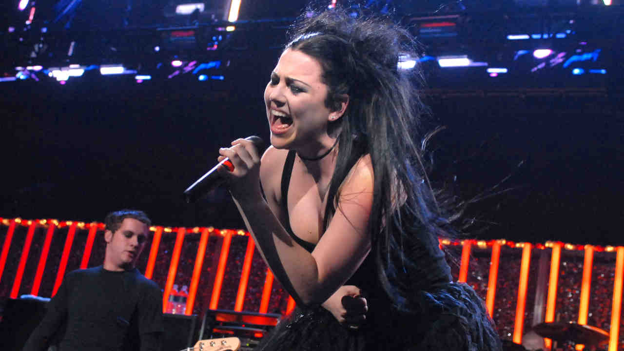 Evanescence&amp;rsquo;s Amy Lee performing onstage in 2006