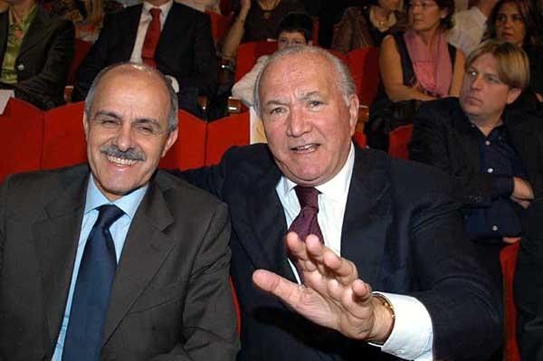 Italian Cycling Federation boss Renato Di Rocco (l)