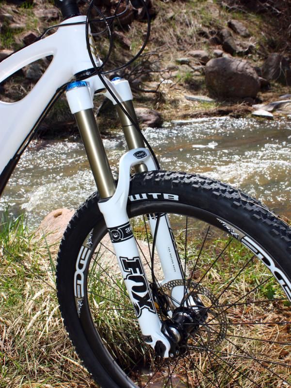 Excellent stiffness on the tapered Fox Racing Shox 36 Float FIT RLC fork kept the front end tracking true but we were never able to get the suspension working as smoothly as we would have liked