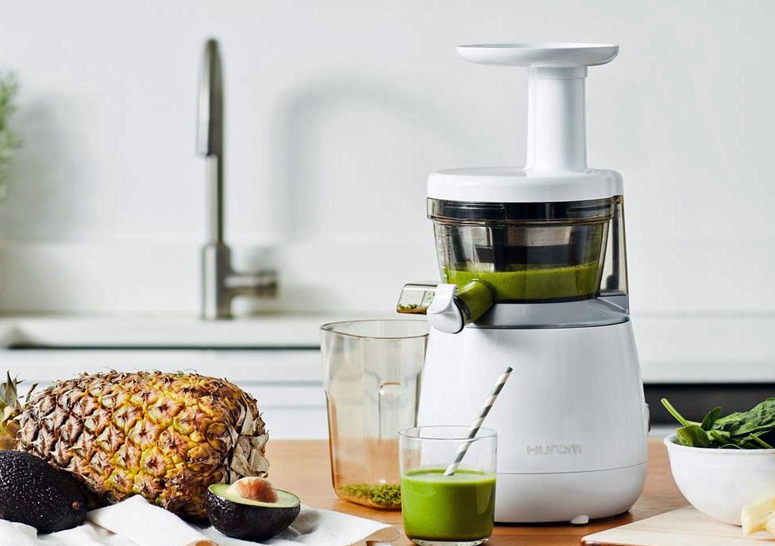 Hurom Slow Juicer review | & Gardens