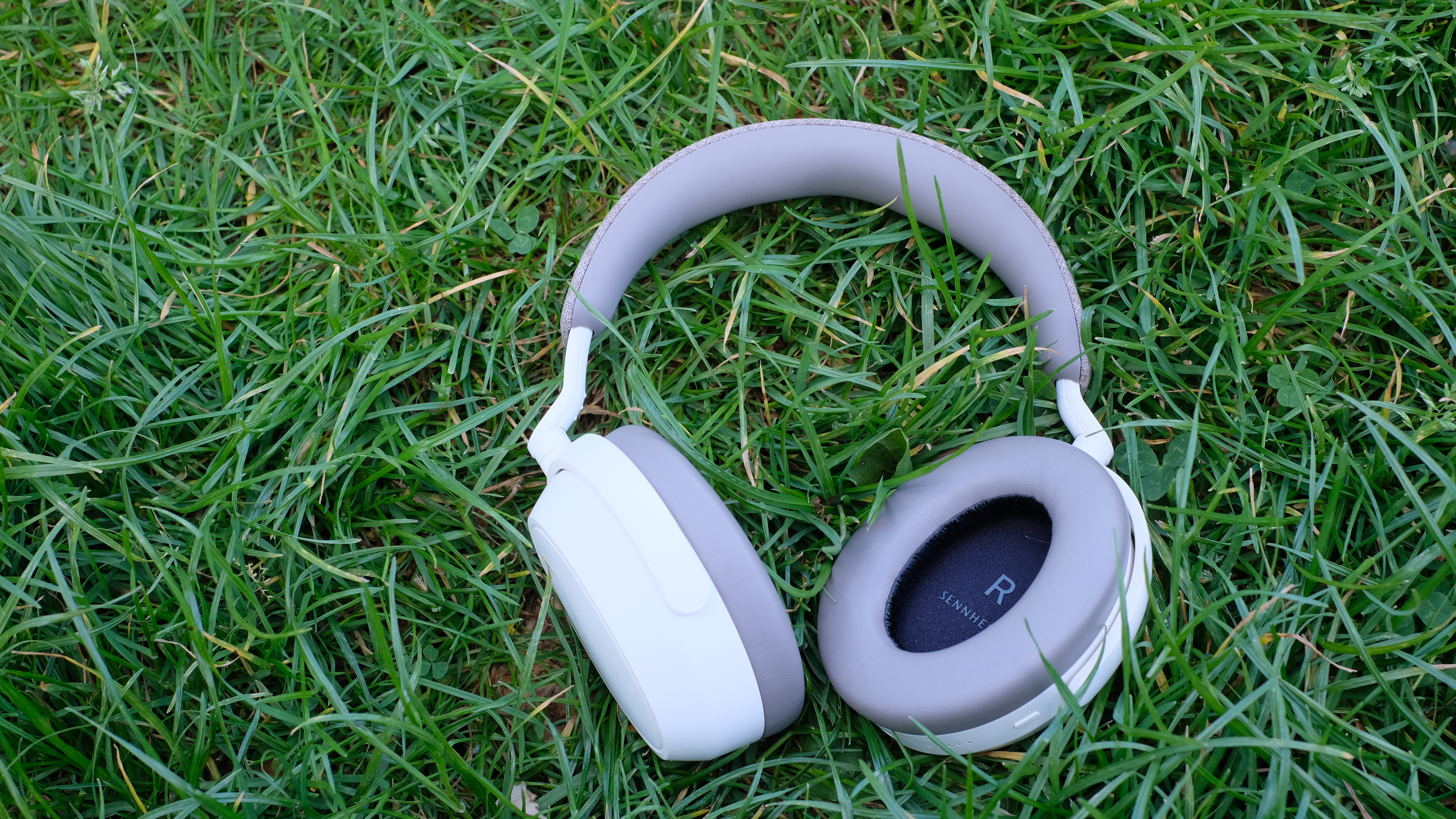 Photograph of Sennheiser Momentum 4 headphones