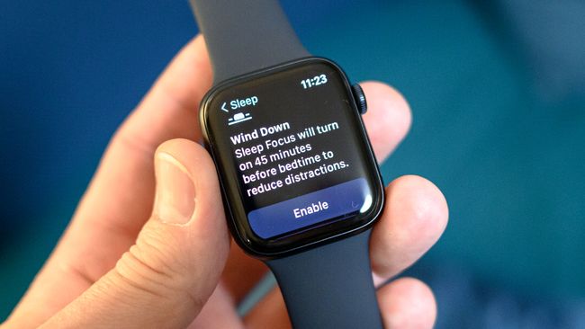 Dont Sleep On This 89 Refurbished Apple Smartwatches On Wowcher - 4j3x865