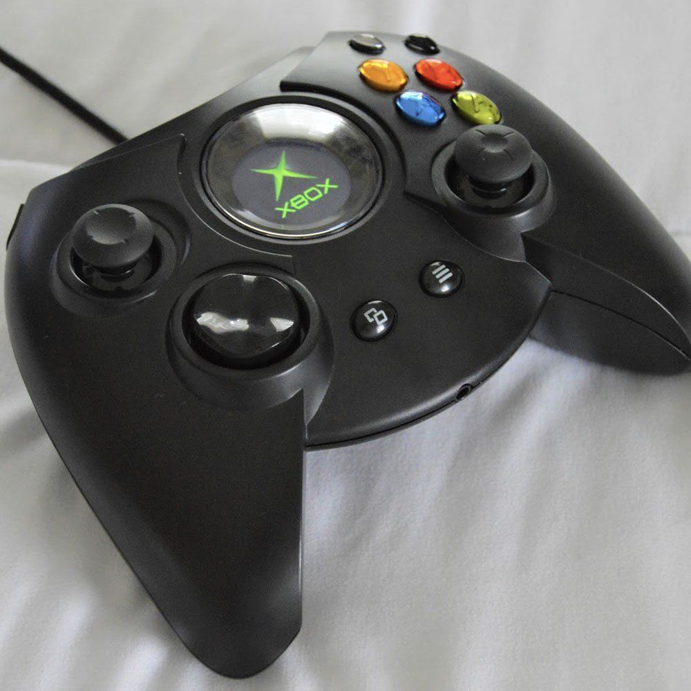 Relive the good ole days with Hyperkin's Duke wired controller down to ...