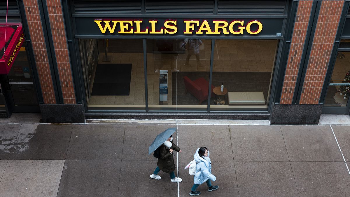 Wells Fargo bank branch in New York, US, on Wednesday, Dec. 27, 2023.