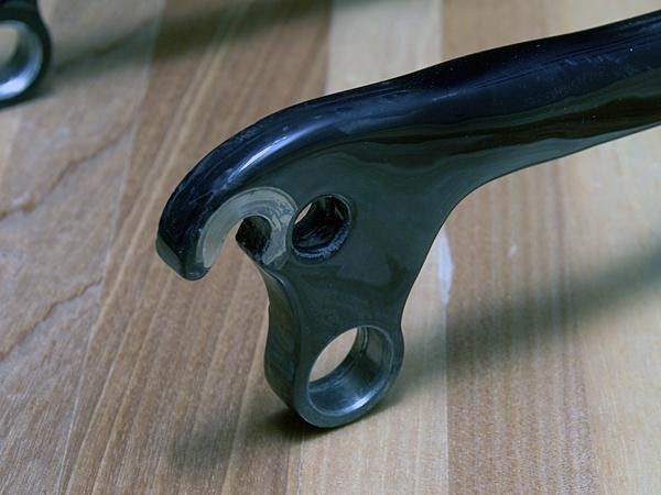 The driveside dropout is now carbon, too, and fitted with an aluminum shield to protect against serrated quick release skewers.