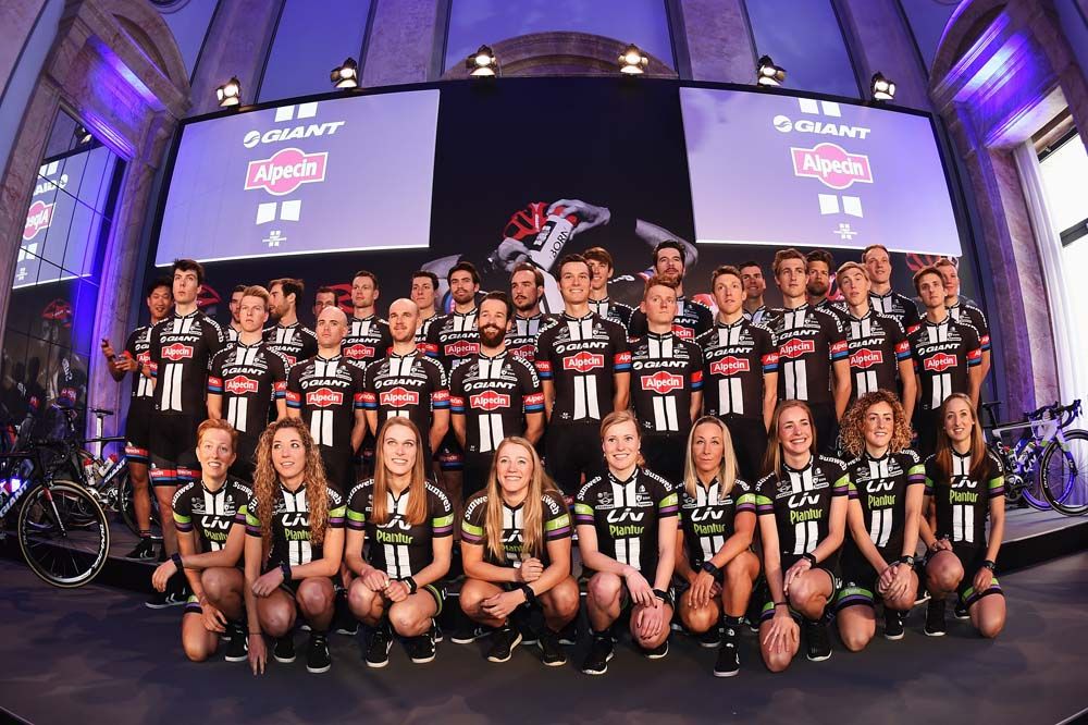 The 2016 Giant-Alpecin and Liv-Plantur teams at the official presentation in Berlin