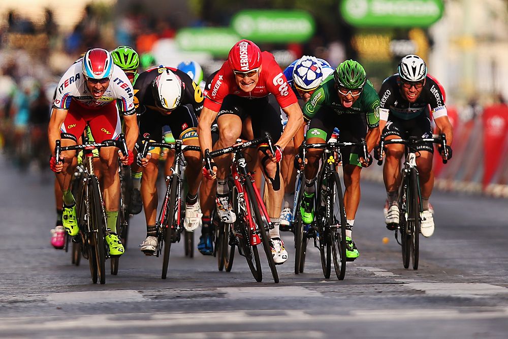Andre Greipel (Lotto Soudal) heads for victory