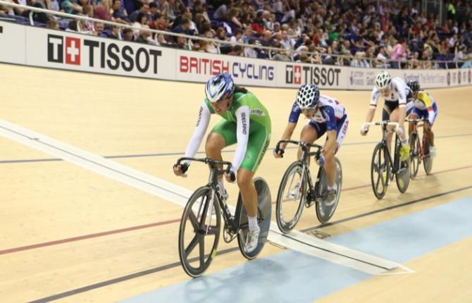 Ireland's Caroline Ryan goes on the offensive in the women's omium points race