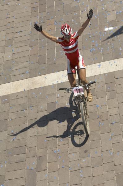 Gunn-Rita Dahle Flesjaa (Norway) races to seventh place in her namesake race