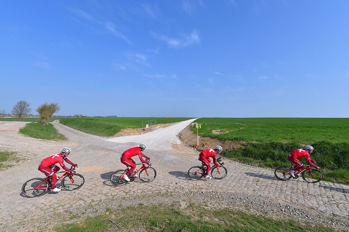 Katusha training on the pav&eacute;