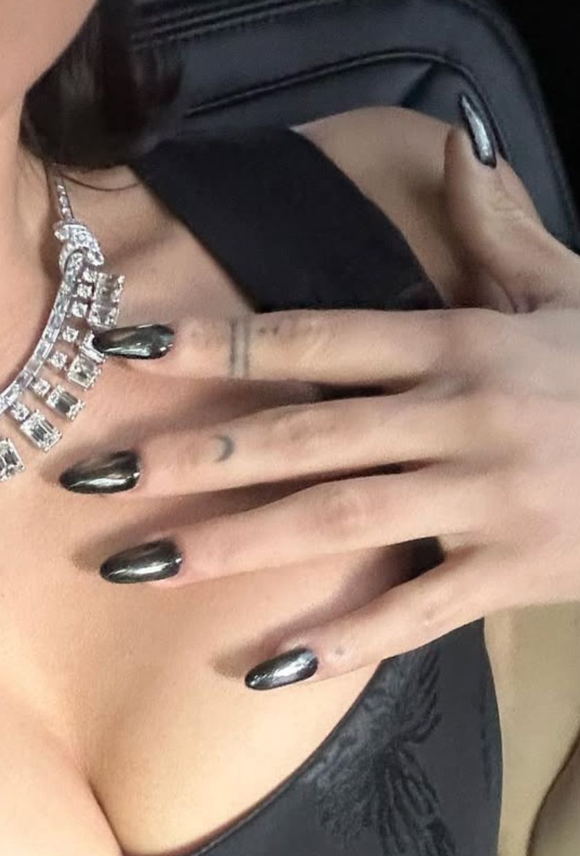 @nailsbyzola
