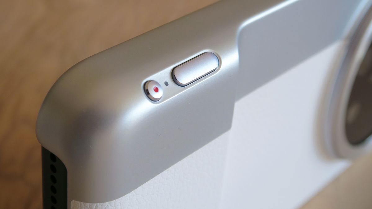 Xiaomi 17 Ultra review Photography Kit shutter button